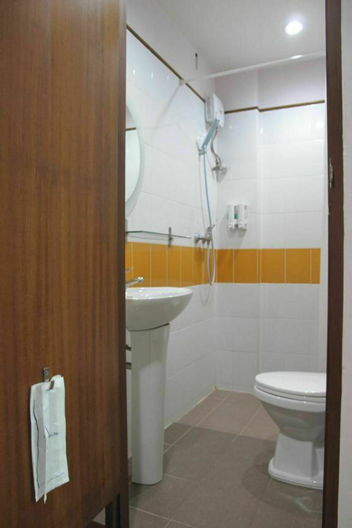 Rada Arak 79/4 Hostel 치앙마이 외부 사진
